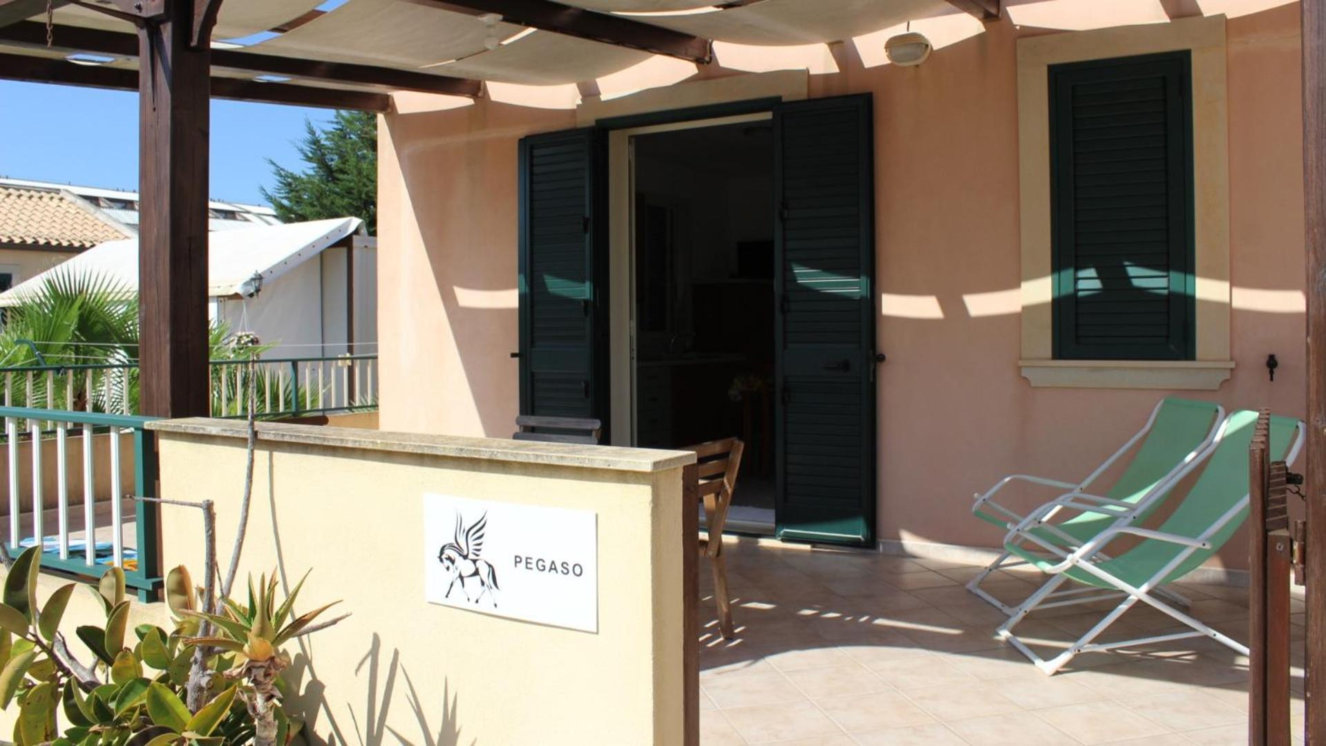 Medusa Mdna Marina di Modica Exterior photo
